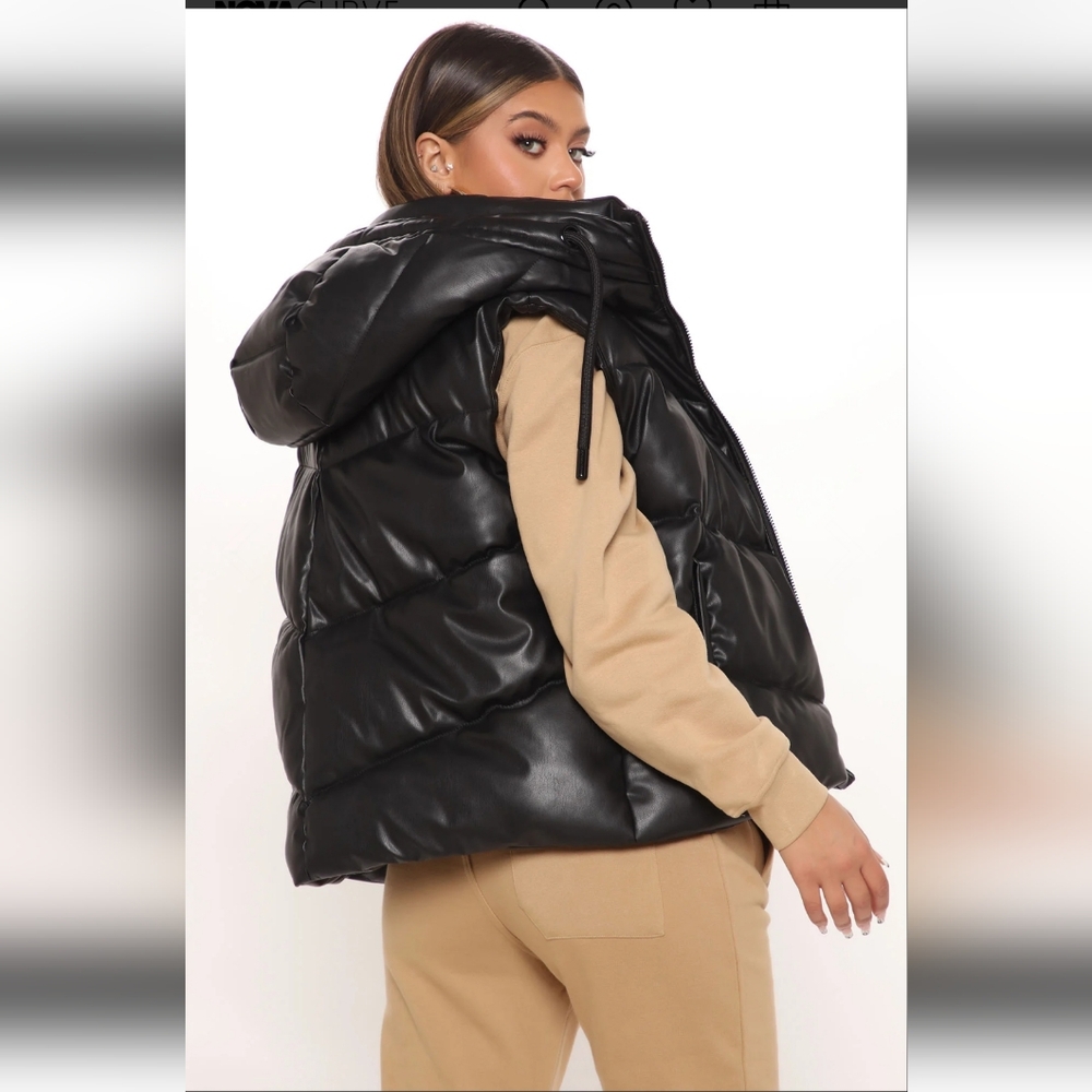 NWT Fashion Nova 1X Manifesting Things I Need Black Puffer Vest *D